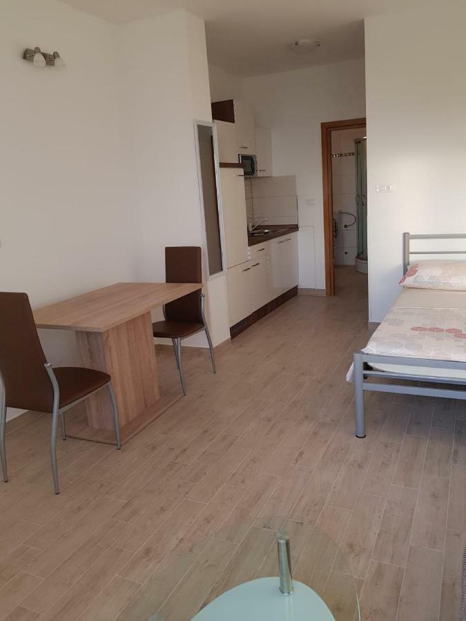 Studio Apartment Matija Podstrana Eksteriør bilde