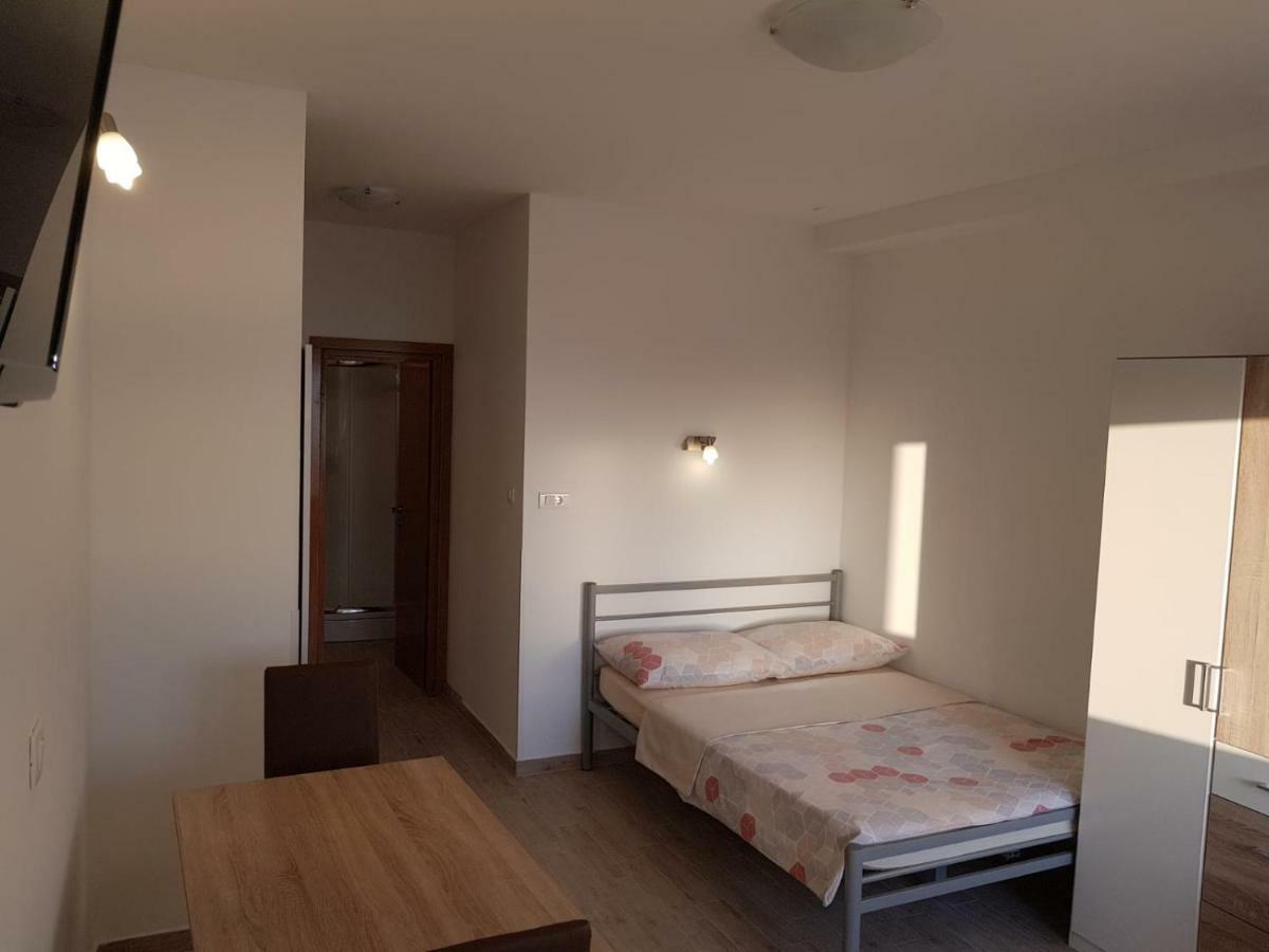 Studio Apartment Matija Podstrana Eksteriør bilde